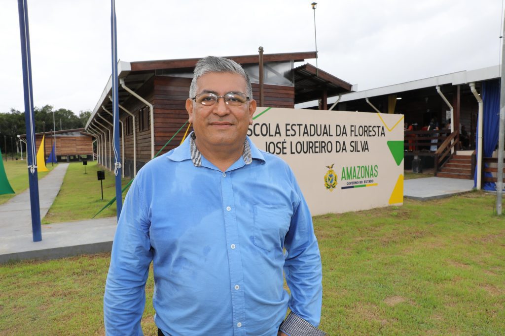 educacao gestor da escola Walkinho Zuani Foto Euzivaldo Queiroz 1024x683 1