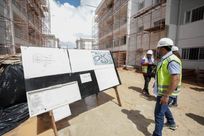 Governador Wilson Lima realiza nova vistoria no Residencial Maues com 84 das obras concluidas pelo Prosamin 4 foto Alex Pazuello Secom 1024x682 1