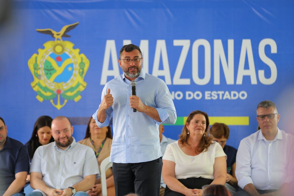 Governador Wilson Lima reinaugura Caic Alexandre Montoril reformado no bairro Petropolis zona sul 1 foto Diego Peres Secom 1024x682 1