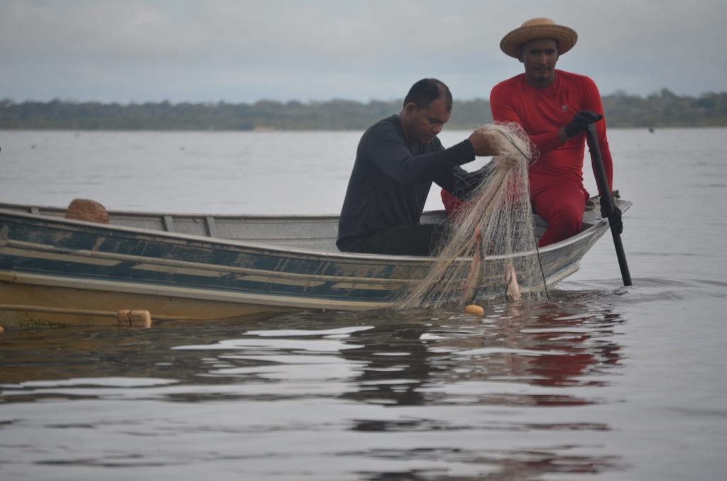 Pescadores em Manaquiri Foto 3 16 03 2025 1024x678 1