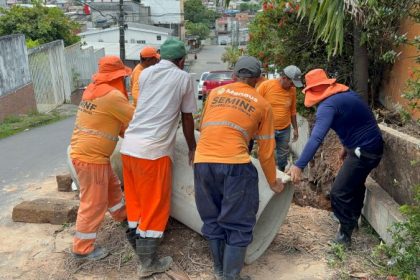 Prefeitura de Manaus trabalha na recuperacao da rede de drenagem profunda no bairro Alvorada 3