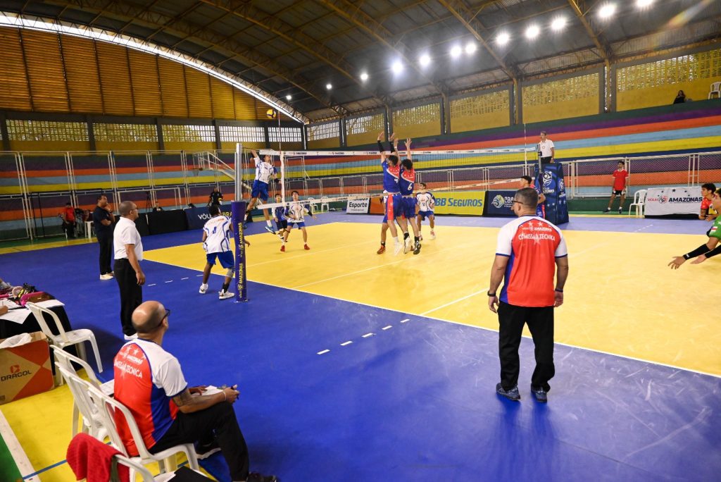 SEDEL Bloqueio da Selecao Amazonense de Volei Sub 18 FOTO Fabio Tavares Sedel 1024x684 1