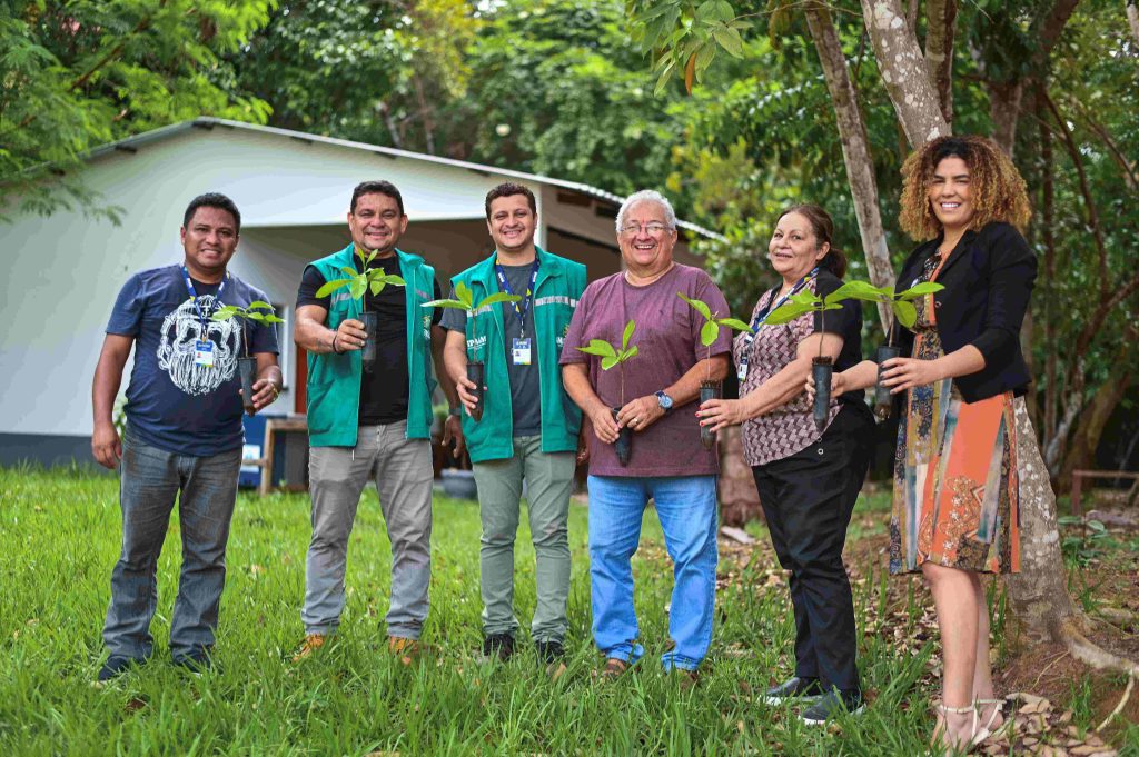 Servidores do Ipaam durante acao Foto 1 19 03 2025 1024x681 1