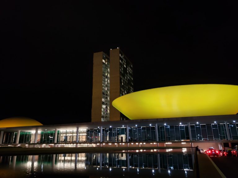 congresso amarelo 768x576 1