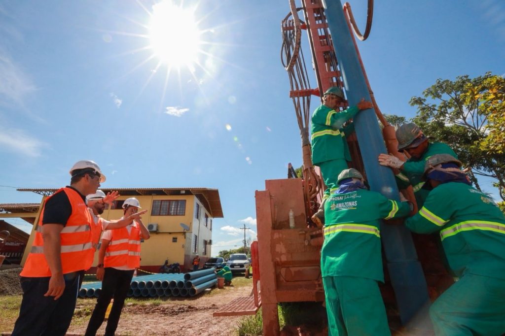 8Em Parintins: Sedurb e Sedel vistoriam as obras de revitalização do Ginásio Elias Assayag 7 1509cdab 5663 4035 92e4 5d4c8083784a 1024x682 1