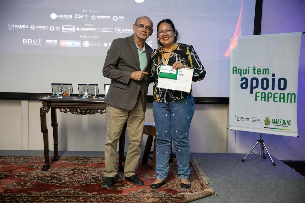 Estudantes e profissionais são homenageados durante 6° Prêmio de Turismo Maria Helena Fonseca da UEA 7 6 edicao do Premio Maria Helena 25 Maria do Socorro de Oliveira Paiva 1024x683 1