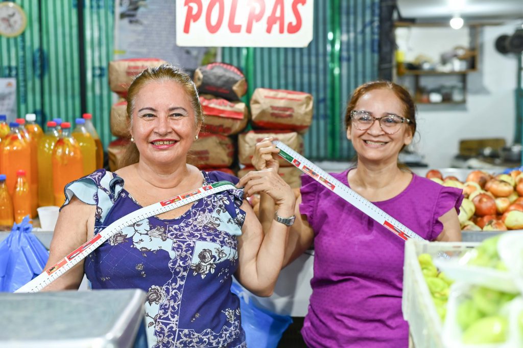 Ipaam orienta sobre pesca sustentável na Feira da Panair com entrega de fitas de medição 9 Acao do Ipaam na Feira da Panair Foto 4 17 05 2025 1024x681 1