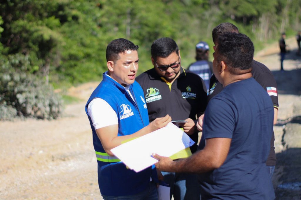 Arsepam autua 19 veículos por transporte intermunicipal irregular na rodovia AM-010 8 Arsepam Combate Transporte Clandestino Foto Divulgacao Arsepam 2 1024x683 1