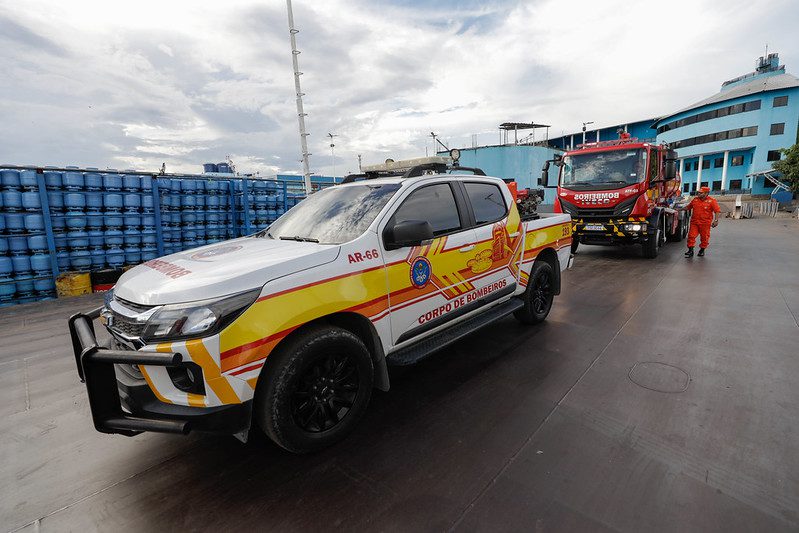 Viatura Auto Bomba Florestal com capacidade para 10 mil litros de água é enviada para Novo Aripuanã 8 CBMAM Viaturas Novo Aripuana Foto Alex Pazuello 3