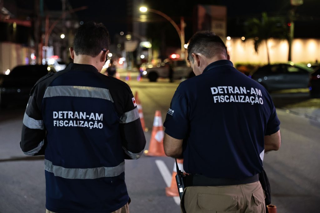 Equipe de Fiscalização do Detran-AM deflagra mais uma Operação Lei Seca 6 Detran AM Fiscalizacao CRED Divulgacao Detran 3 1024x683 1
