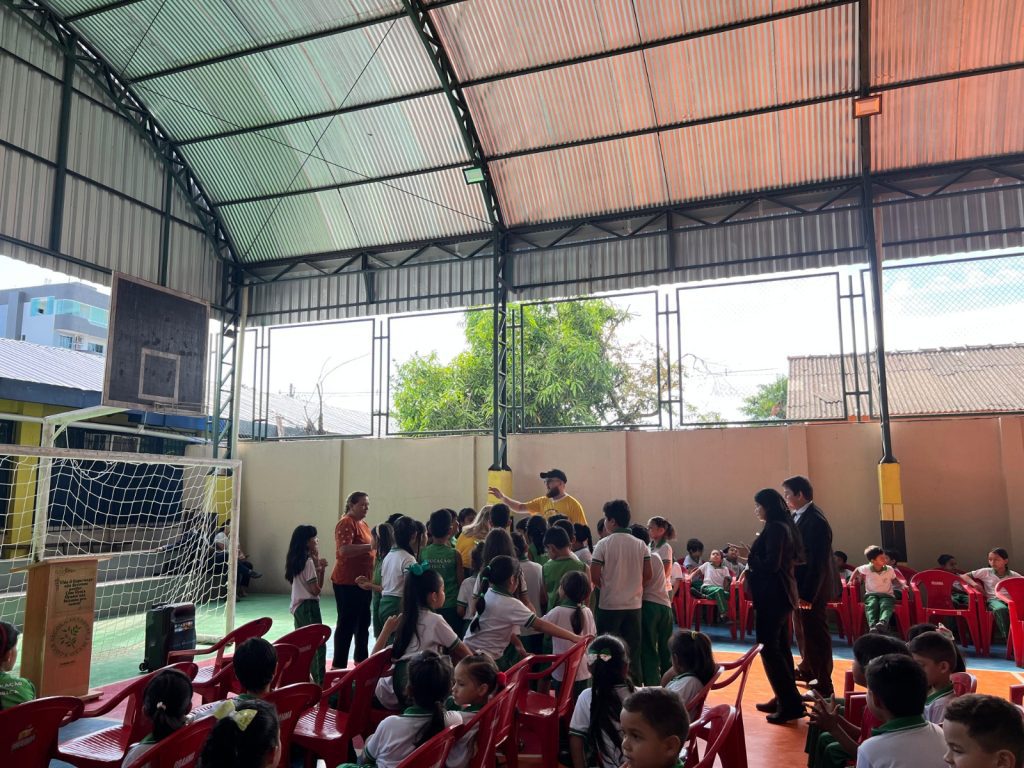 Detran-AM alcança mais de 600 pessoas durante semana de conscientização no município de Parintins 8 Detran AM Parintins Maio Amarelo Creditos Divulgacao Detran AM 1 1024x768 1