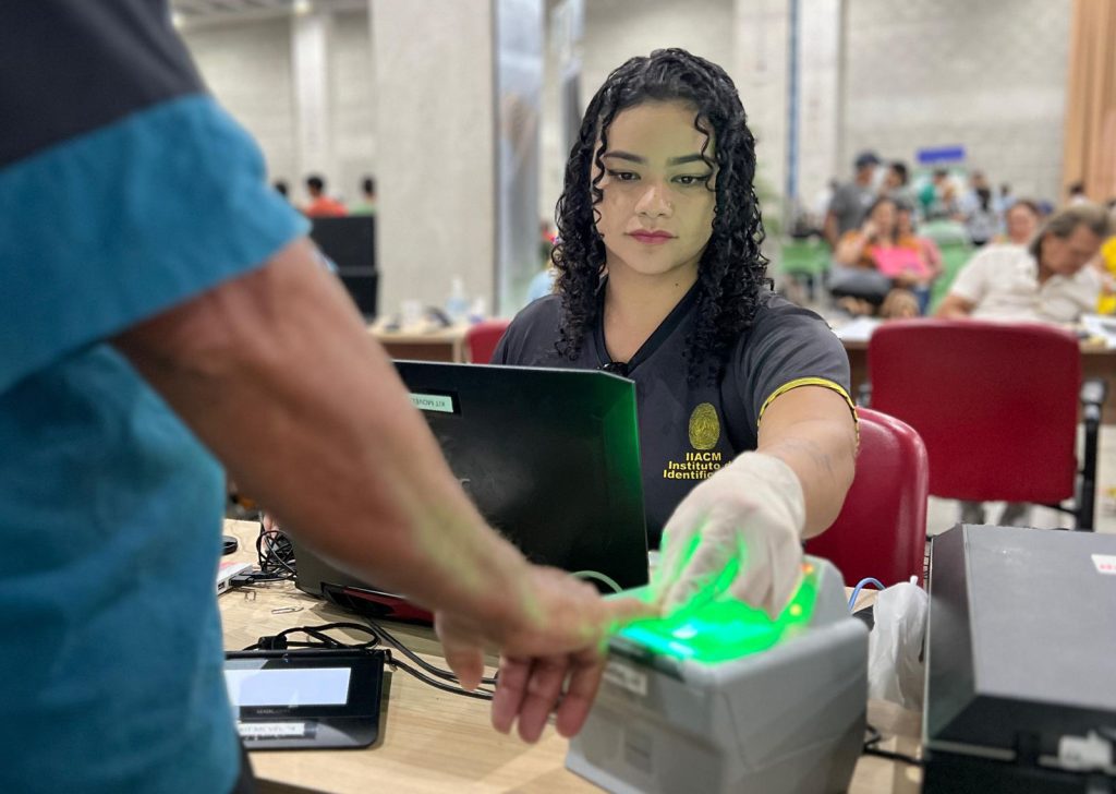 SSP-AM realizou mais de 1,5 mil atendimentos durante a “Semana Nacional do Registro Civil – Registre-se” 7 EVENTO REGISTRE SE FOTOS VICTOR LEVY SSP AM 4 1024x728 1
