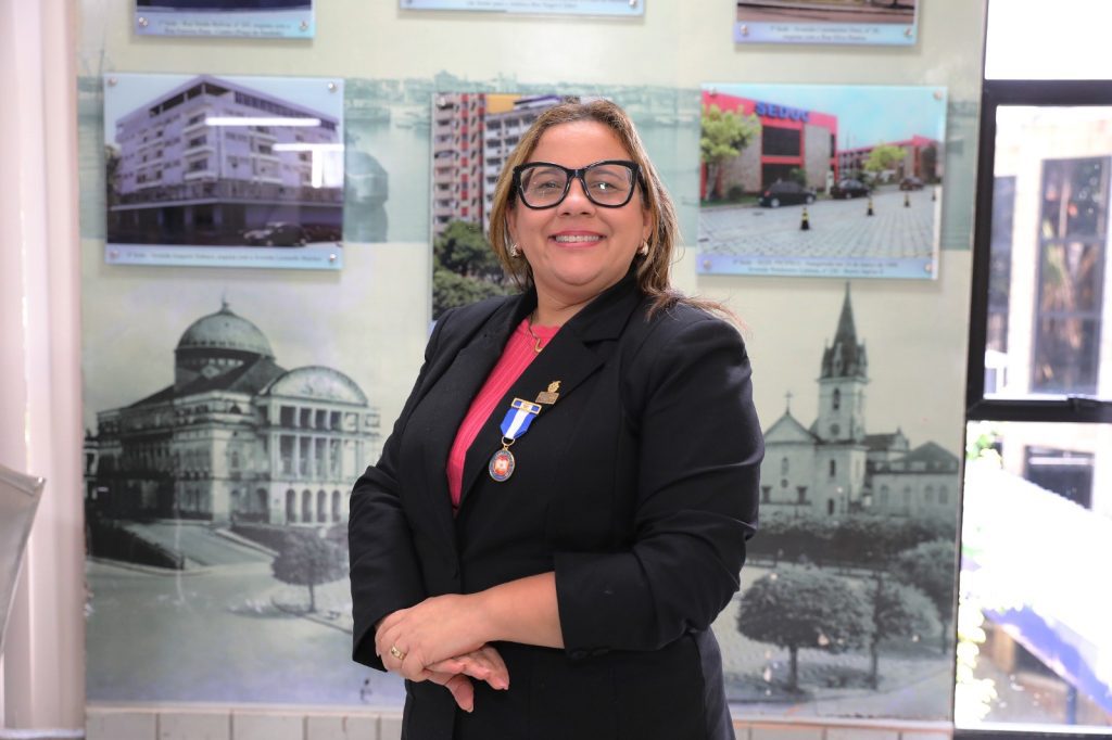 Secretaria de Educação destaca apoio a estudantes da rede estadual que vão participar da Olimpíada de Matemática no Japão 8 Educacao Apoio Olimpiada Matematica Arlete Mendonca Foto Euzivaldo Queiroz 1024x682 1