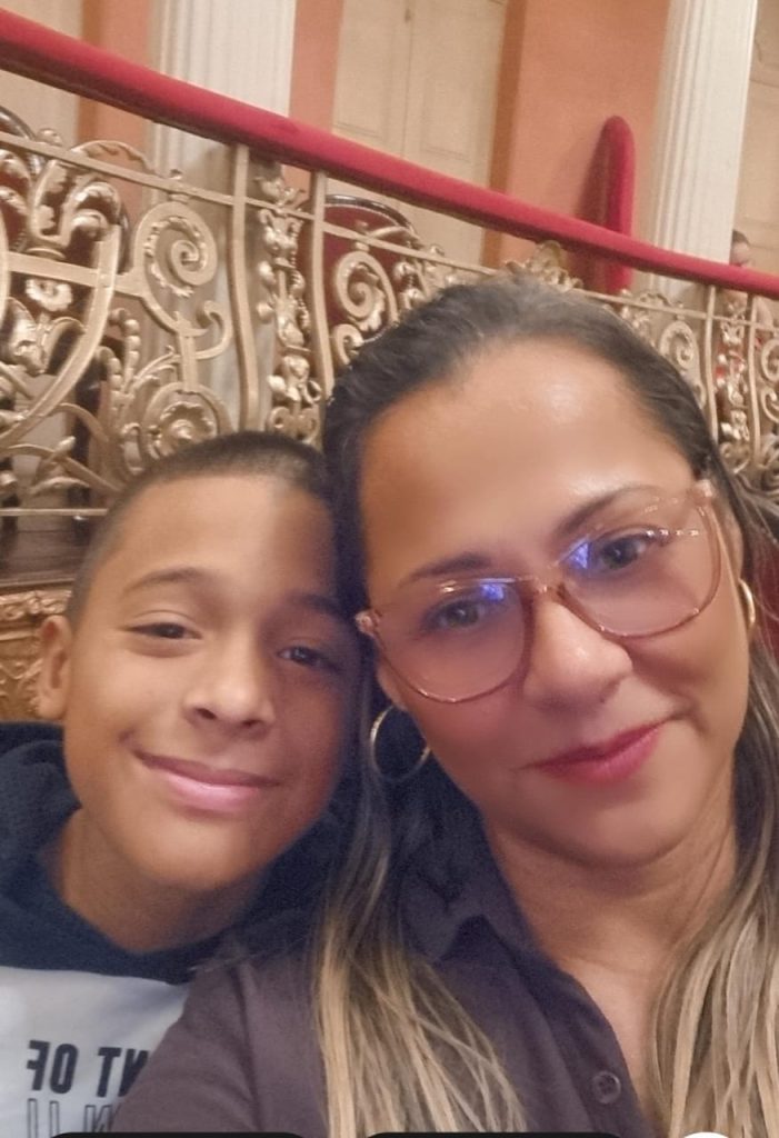 Dia das Mães: Educadoras da rede estadual compartilham experiências e aprendizagens como mães 7 Educacao Dia Das Maes Silvia Costa Filho Foto Arquivo Pessoal 701x1024 1