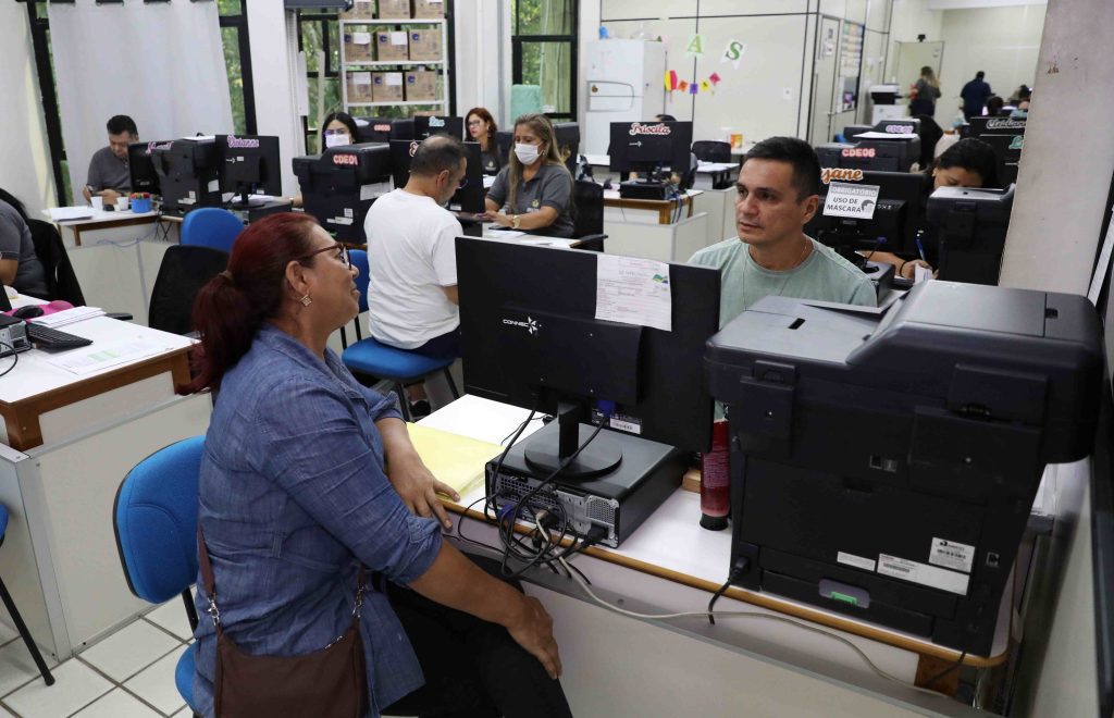 Secretaria de Educação convoca mais 158 candidatos do PSS para a capital do Amazonas 5 Educacao PSS Convocacao Professores Foto Euzivaldo Queiroz 1 2 1024x660 1