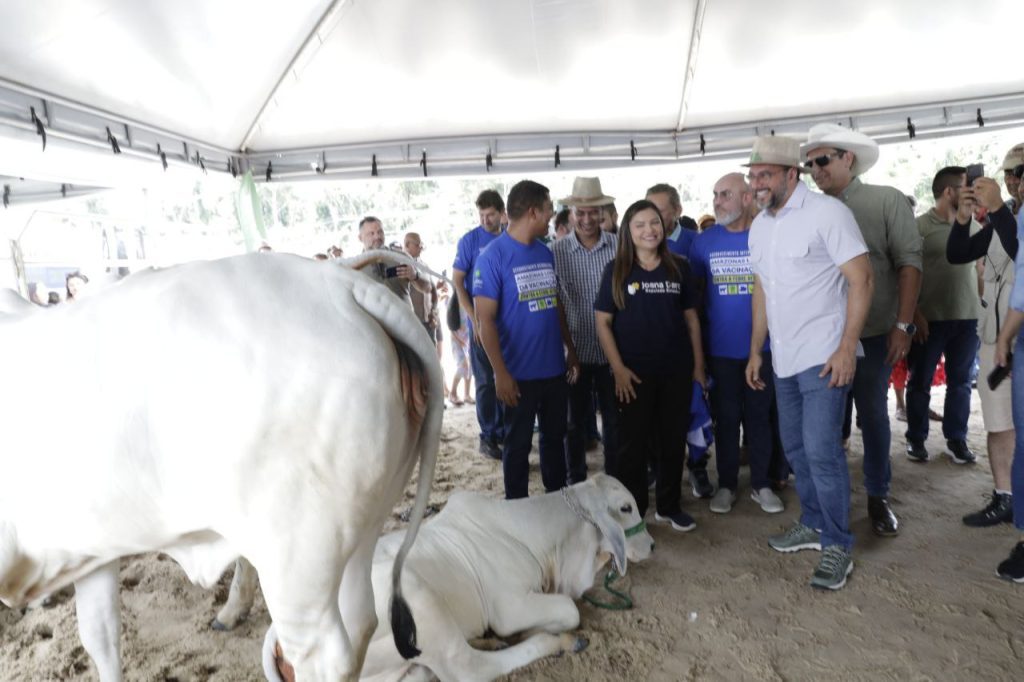 Governador Wilson Lima apresenta comitiva que representará o Amazonas em evento que oficializa estado livre da febre aftosa sem vacinação 11 Governador Wilson Lima apresenta comitiva que representara o Amazonas em evento que oficializa estado livre da febre aftosa sem vacinacao 3 Foto Alex Pazuello Secom 1024x682 1