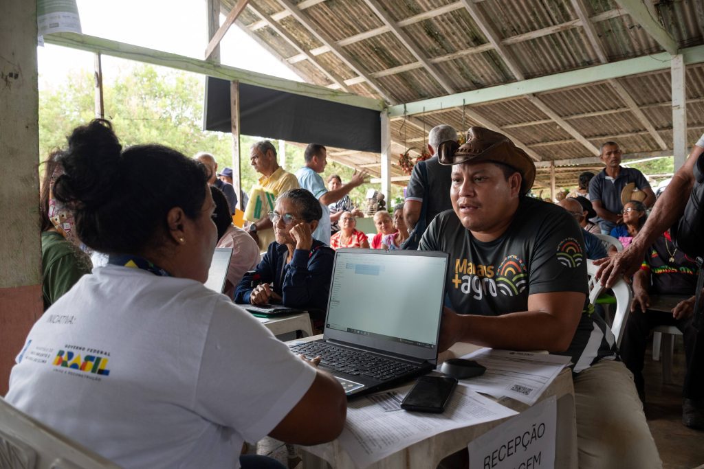 Ipaam, Ministério do Meio Ambiente e PNUD levam Mutirão do Cadastro Ambiental Rural para Maués de 26 a 30 de maio 6 Mutirao do CAR Foto 3 20 05 2025 1024x683 1