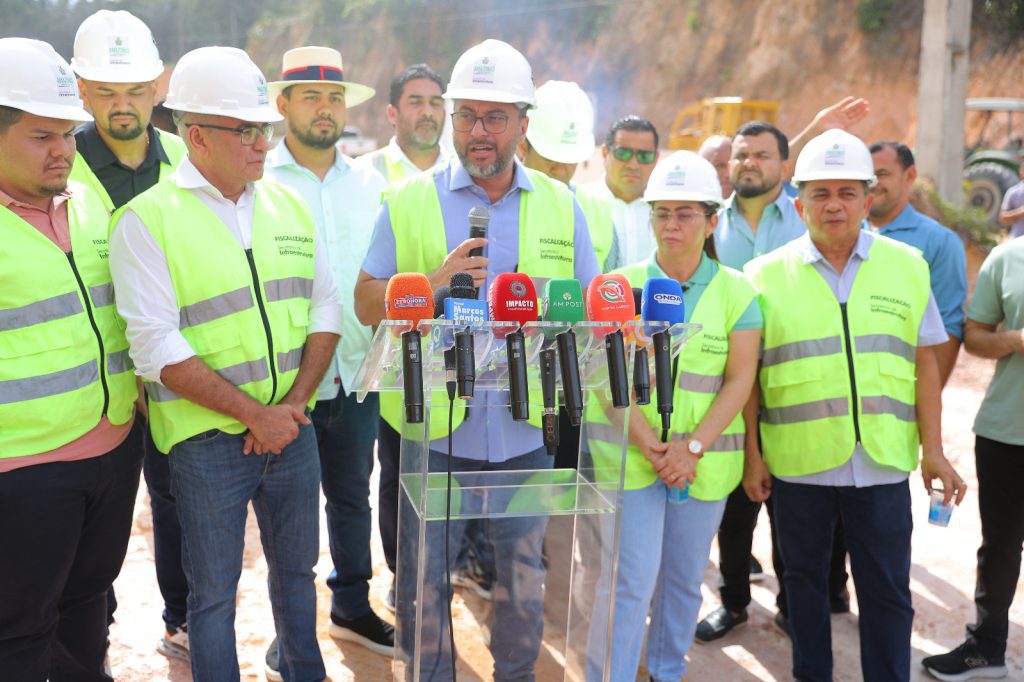 Governador Wilson Lima vistoria retomada das obras de modernização da AM-010 após período chuvoso 17 Obras AM 010 Fotos Diego Peres Secom 3 1024x682 1