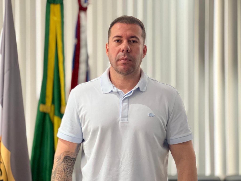 Polícia Civil do Amazonas impõe prejuízo recorde de R$ 61 milhões ao crime organizado e tem melhor resultado do Brasil 10 PC AM DELEGADO GERAL BRUNO FRAGA FOTO LYANDRA PERES 1024x768 1