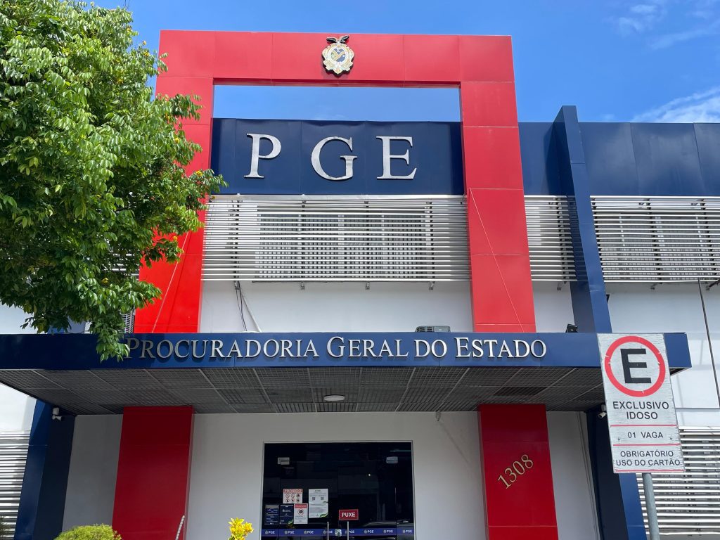 Atuação da PGE-AM possibilita ao Estado economia de R$ 200 milhões em caso de desapropriação de imóvel 3 PGE AM FOTO CRISTIE SICSU 1024x768 1