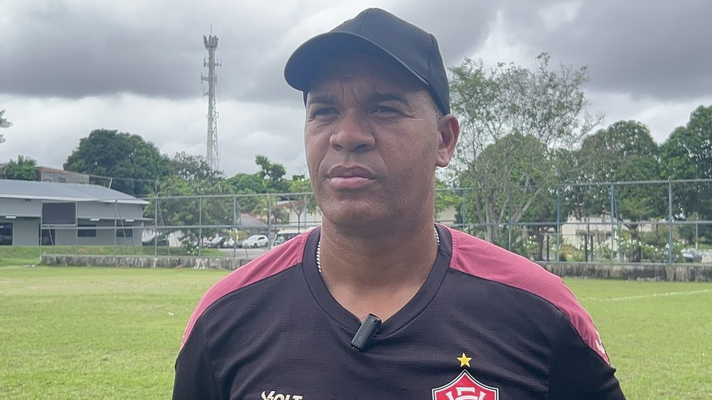 Observador de clube profissional avalia jovens talentos do Instituto “Bom de Bola” 11 PMAM OBSERVADOR VITORIA VINICIUS ALMEIDA BOM DE BOLA FOTO ISRAEL AMORIM PMAM 1024x576 1