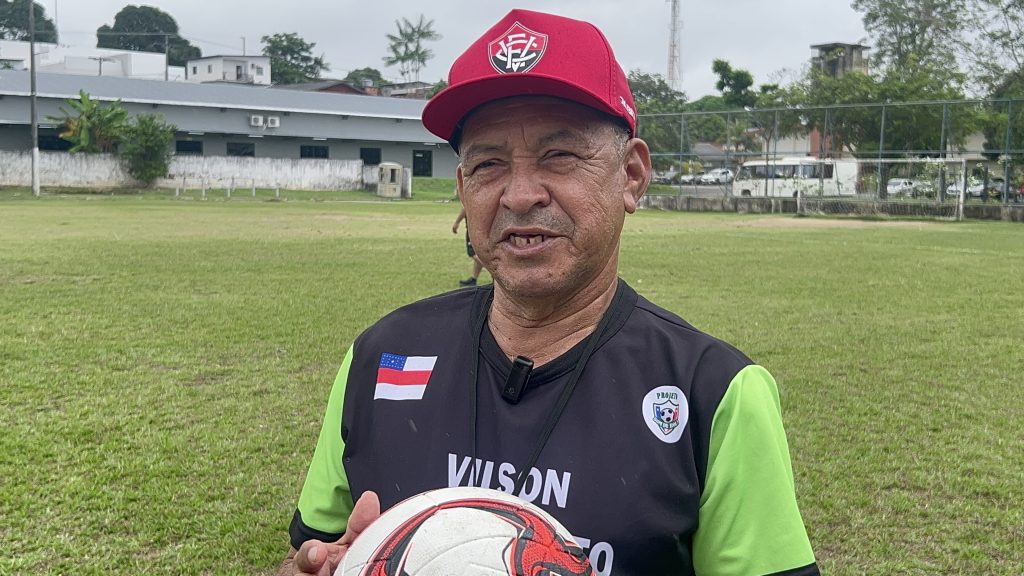 Observador de clube profissional avalia jovens talentos do Instituto “Bom de Bola” 8 PMAM VILSON NASCIMENTO BOM DE BOLA FOTO ISRAEL AMORIM PMAM 1024x576 1