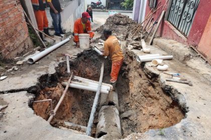 Prefeitura de Manaus recupera rede de drenagem apos construcao irregular comprometer via no bairro Petropolis 1 1
