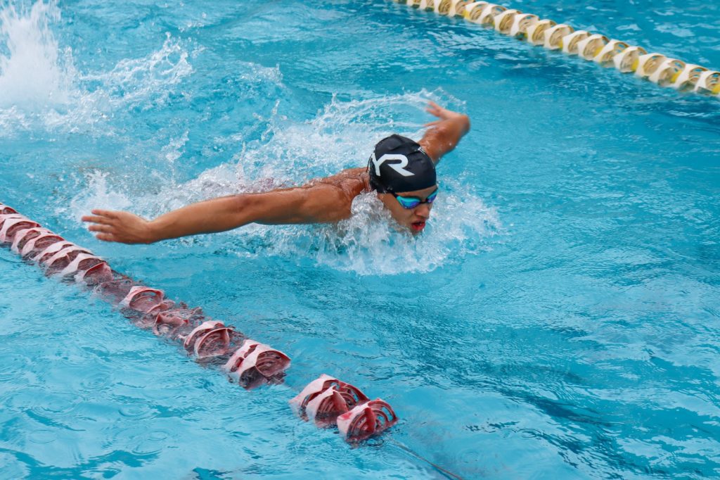 Praças esportivas do Amazonas se consolidam como palco de grandes eventos 10 SEDEL Atleta Disputando o Norte Nordeste de Natacao na Vila Olimpica de Manaus FOTO Divulgacao Sedel 1024x682 1