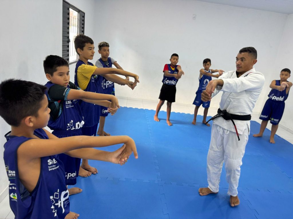 Pelci transforma vidas e projeta o Amazonas no cenário internacional 6 SEDEL Atletas de Jiu Jitsu no Complexo do Monte Siao FOTO Divulgacao Sedel 1024x768 1