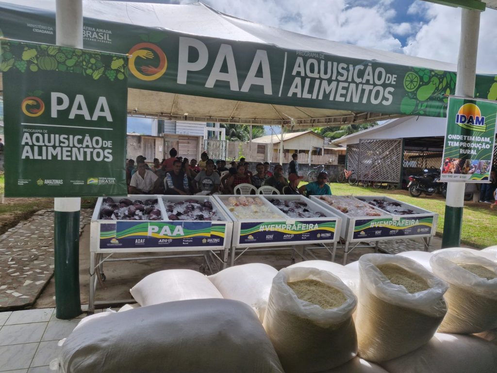 Governo do Amazonas adquire alimentos de agricultores familiares de Eirunepé 5 SEPROR GOVERNO ADQUIRE ALIMENTOS EM EIRUNEPE FOTO DIVULGACAO 3 1024x768 1