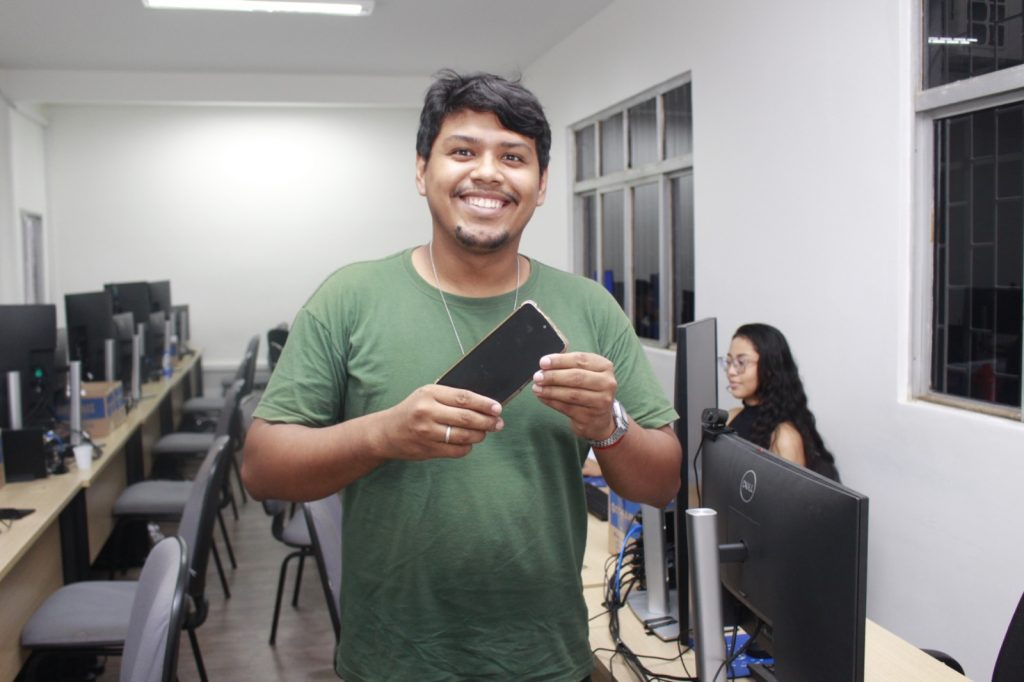 Em sete meses, Núcleo de Recuperação de Celulares prendeu 38 pessoas e recuperou cerca de cinco mil aparelhos 6 SSP AM RECUPERAFONE 7 MESES FOTOS VICTOR LEVY SSP AM 1024x682 1