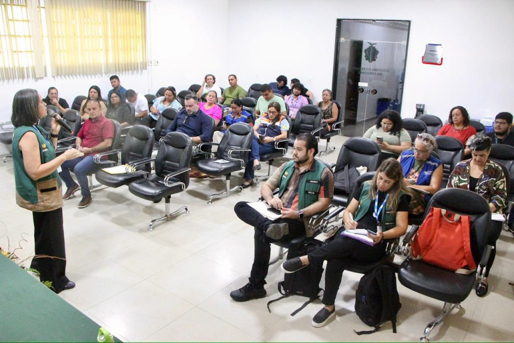 Seas contribui com a Força de Proteção do Sistema Único de Assistência Social para criação de estratégias em calamidades 6 Seas 1 Visita Forsuas coordenadora do Servico de Protecao em Situacoes de Calamidades Publicas e Emergencias Vera Campelo Foto Jimmy Christian Seas 1024x683 1