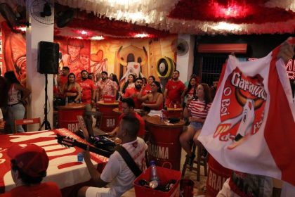 Secom Galera vermelha e branca Arthur Castro 1024x682 1