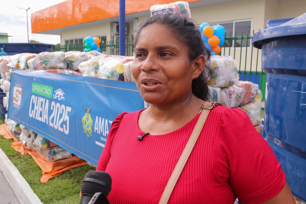 “A ajuda chegou no momento que a gente mais precisa”, disse moradora de Manicoré beneficiada com a ajuda humanitária 11 Secom Moradora Maria Wilma Fotos Mauro Neto 1 1024x683 1