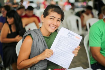 Suhab 04 13052025 Mutuaria Kaline Paes recebendo sua idenizacao 1024x683 1