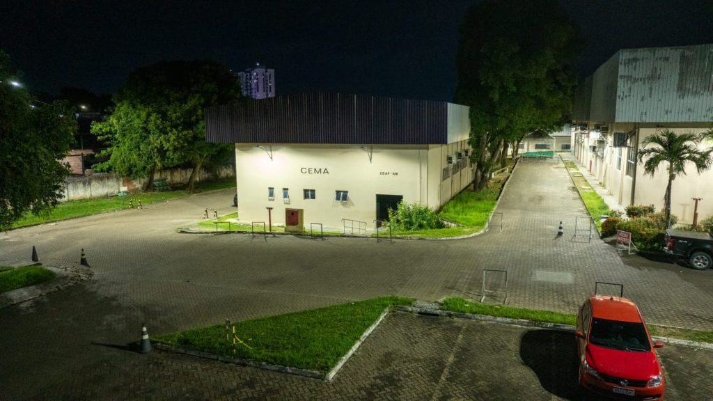 Governo do Amazonas conclui modernização do sistema de iluminação pública em 21 unidades de saúde da capital 10 UGPE CENTRAL DE MEDICAMENTOS FOTO UGPE 1024x576 1
