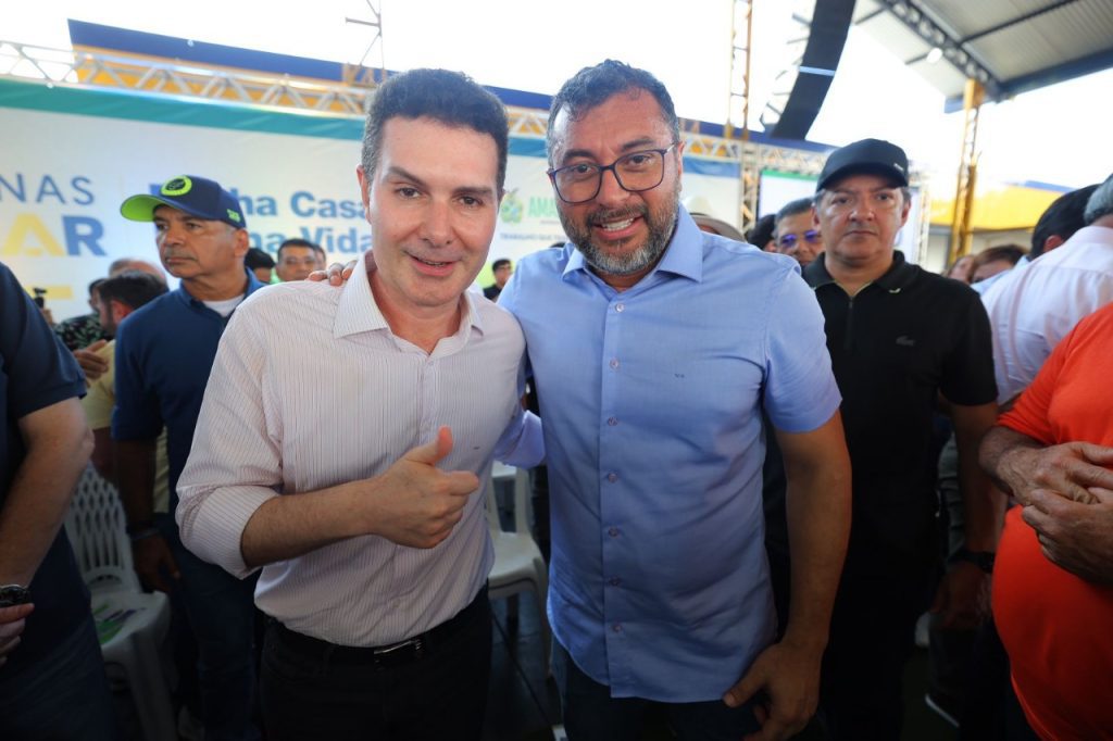 Governador Wilson Lima, Ministério das Cidades e prefeitura assinam contrato para a construção de 400 casas em Tefé 8 WhatsApp Image 2025 05 05 at 203212 1024x682 1