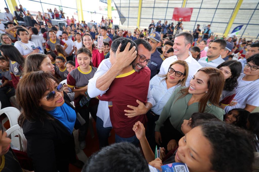 Governador Wilson Lima lança o Programa Estadual das Escolas Cívico-Militares 7 WhatsApp Image 2025 05 06 at 143944 1024x683 1
