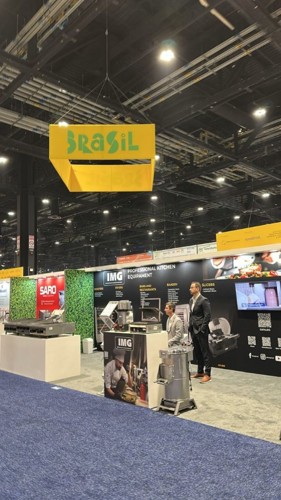 NRA Show 2025: Afeam, Sebrae e Abrasel participam da maior feira de food service do mundo 10 WhatsApp Image 2025 05 19 at 114824 576x1024 1
