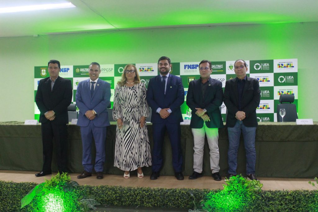 SSP-AM e UEA realizam aula inaugural do Curso de Mestrado voltado para servidores do Sistema de Segurança Pública 7 WhatsApp Image 2025 05 27 at 094108 1 1024x682 1