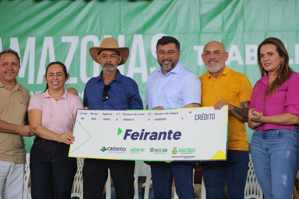 Em Rio Preto da Eva, governador Wilson Lima destina mais de R$ 1,5 milhão para impulsionar a produção rural 22 WhatsApp Image 2025 05 27 at 160434 1024x682 1