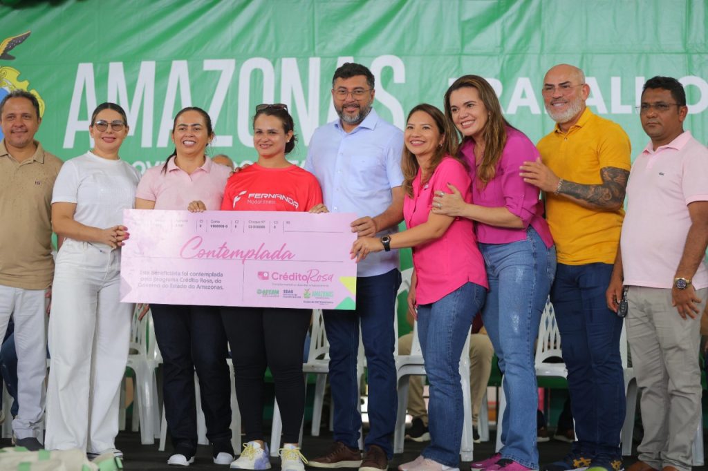 Em Rio Preto da Eva, governador Wilson Lima destina mais de R$ 1,5 milhão para impulsionar a produção rural 19 WhatsApp Image 2025 05 27 at 160436 1 1024x682 1