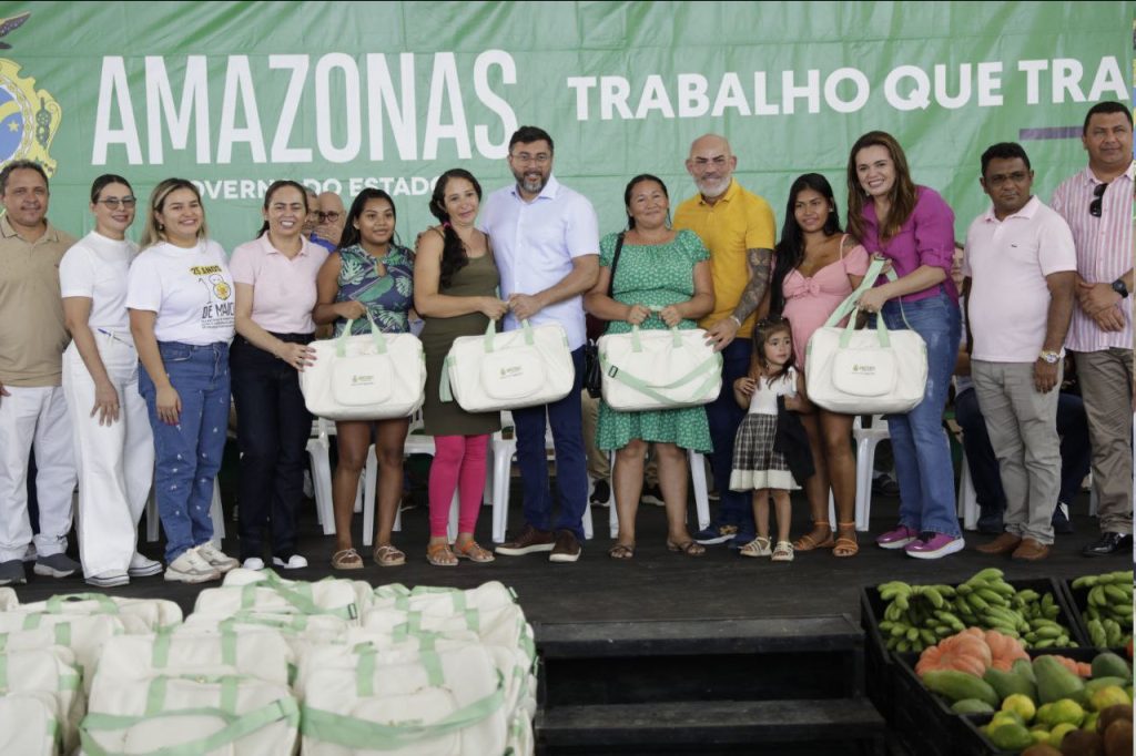 Em Rio Preto da Eva, governador Wilson Lima destina mais de R$ 1,5 milhão para impulsionar a produção rural 23 WhatsApp Image 2025 05 27 at 160449 1024x682 1
