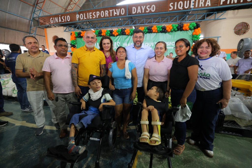 Em Rio Preto da Eva, governador Wilson Lima destina mais de R$ 1,5 milhão para impulsionar a produção rural 17 WhatsApp Image 2025 05 27 at 160511 1 1024x682 1