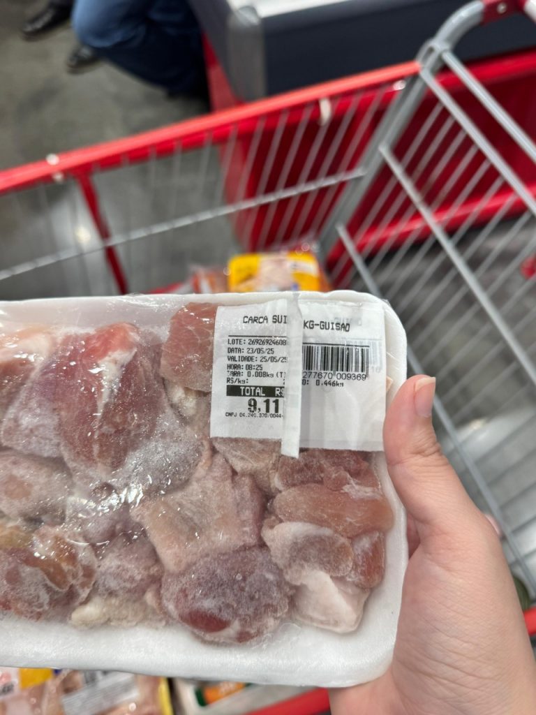 Procon-AM autua supermercado em Manaus por adulteração de data de validade em produtos impróprios para consumo 5 WhatsApp Image 2025 05 28 at 144925 768x1024 1