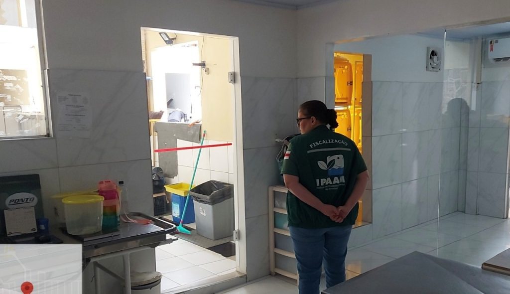 Ipaam orienta sobre o licenciamento obrigatório de clínicas veterinárias no Amazonas 7 WhatsApp Image 2025 05 29 at 151227 1024x590 1