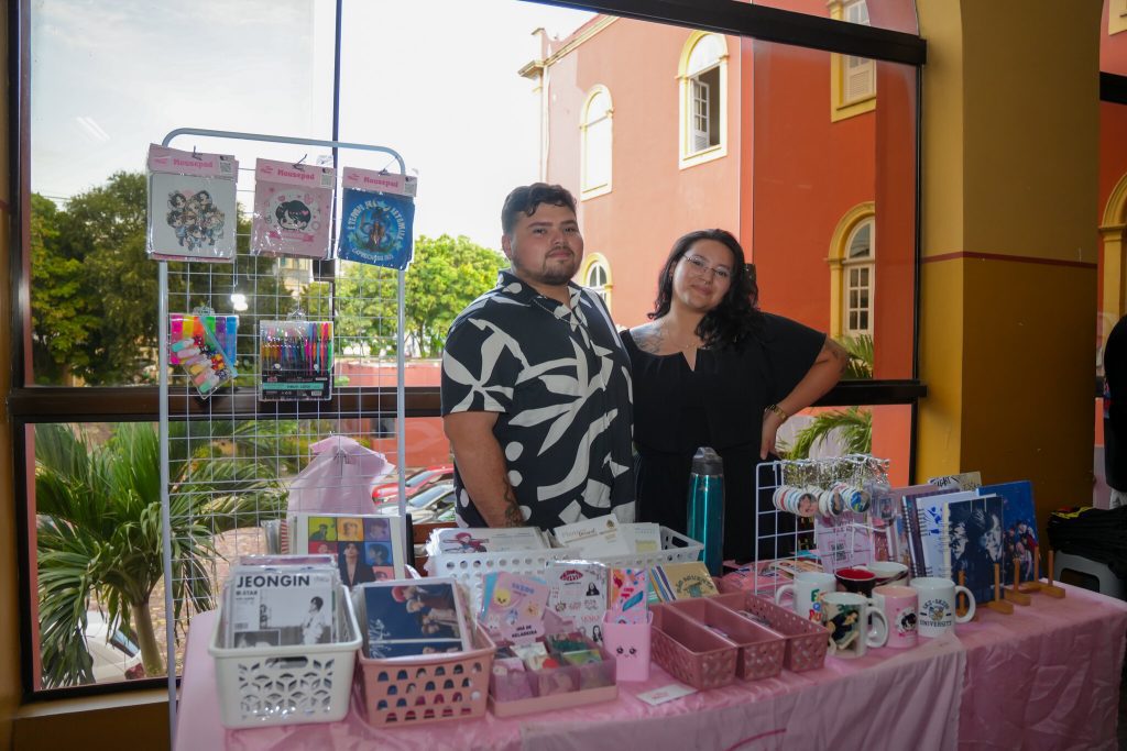 Universo Geek Museu reforça a economia criativa em Manaus e transforma cultura geek em oportunidade de renda 11 cultura Universo Geek Museu Two Moon Store foto Aguilar Abecassis Secretaria de Estado de Cultura e Economia Criativa 4 1 1024x683 1
