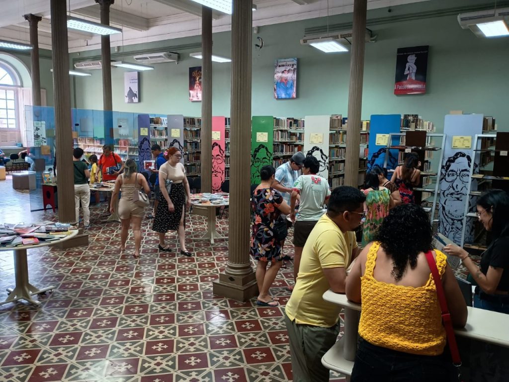 Biblioteca Pública do Amazonas promove troca de livros e visitas guiadas para incentivar a leitura 6 cultura troca de livros foto Divulgacao 1 1024x768 1