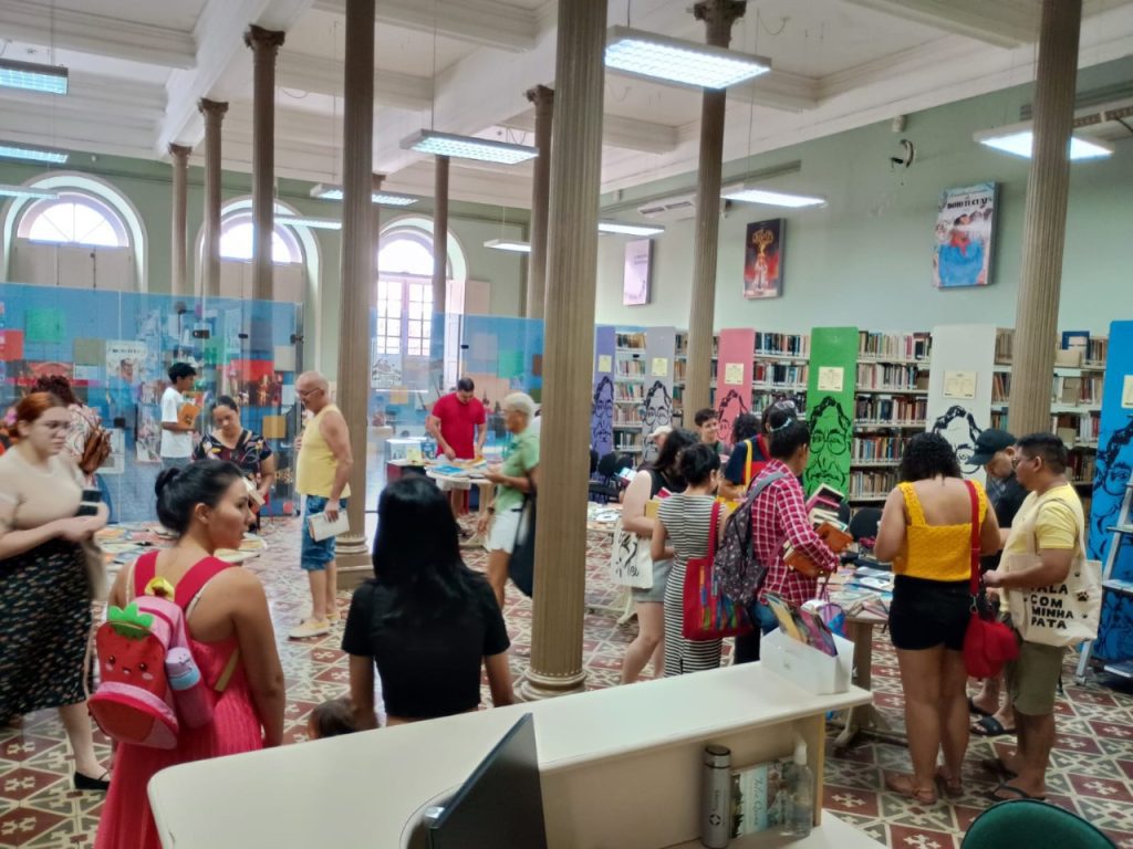 Biblioteca Pública do Amazonas promove troca de livros e visitas guiadas para incentivar a leitura 7 cultura troca de livros foto Divulgacao 4 1024x768 1