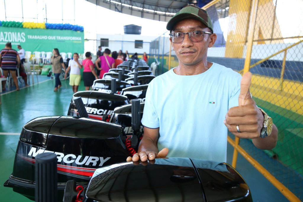 Em Tapauá, governador Wilson Lima fomenta setor primário com entregas de equipamentos e repasse de recursos em mais de R$ 2 milhões 13 erivelton 1024x682 1